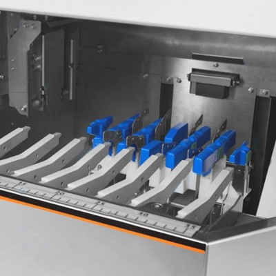 超市水果蔬菜生鮮自動包裝機(jī) 高速帶托保鮮膜包裝機(jī) 佳玥達(dá)設(shè)備