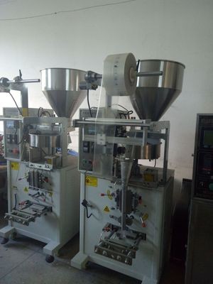 立式包裝機 醬料粉末香包顆粒液體膏體食品自動包裝機 廠家直供