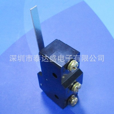 電熱開水器專用15A大電流銀點大膠殼73.5長柄Z形微動開關CM1701